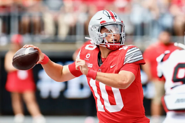 Blockbuster Matchup: Third straight year for Ohio St., Texas